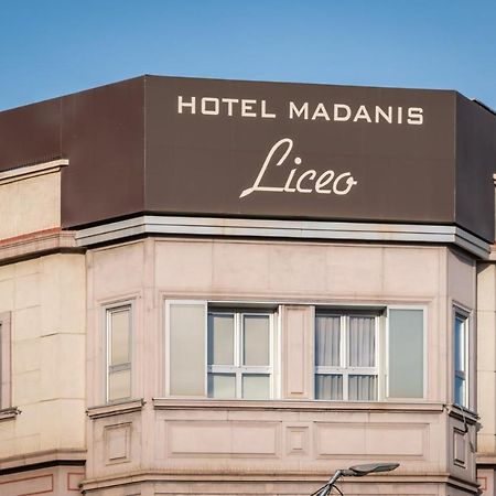 Hotel Madanis Liceo L'Hospitalet de Llobregat Dış mekan fotoğraf