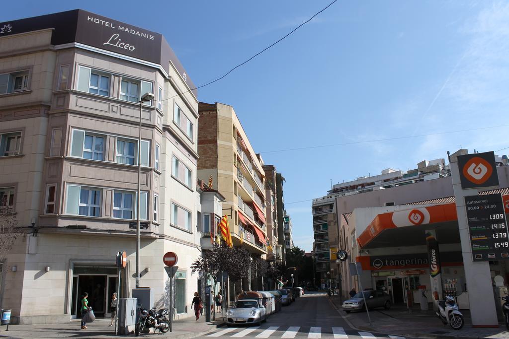 Hotel Madanis Liceo L'Hospitalet de Llobregat Dış mekan fotoğraf