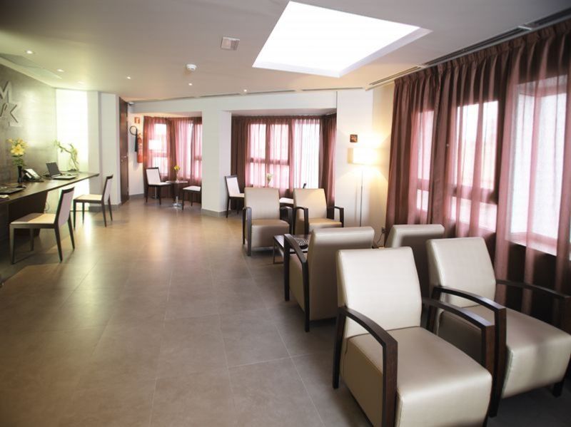 Hotel Madanis Liceo L'Hospitalet de Llobregat İç mekan fotoğraf