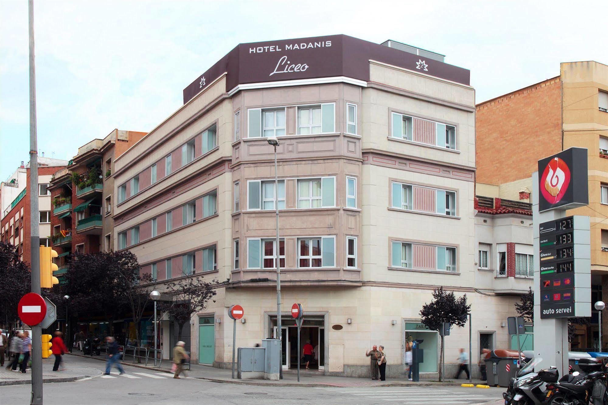 Hotel Madanis Liceo L'Hospitalet de Llobregat Dış mekan fotoğraf
