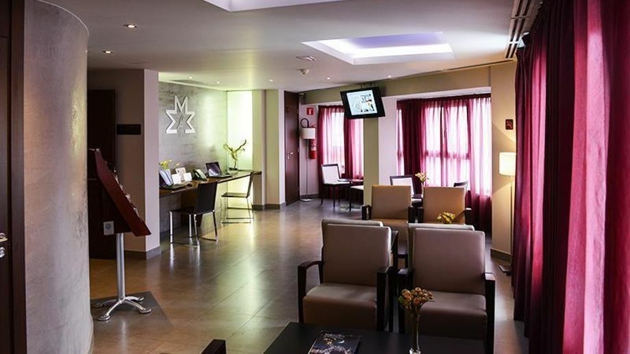 Hotel Madanis Liceo L'Hospitalet de Llobregat Dış mekan fotoğraf